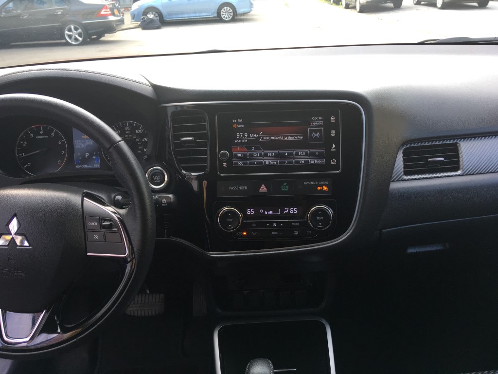 Used - Mitsubishi Outlander SE SUV for sale in Staten Island NY