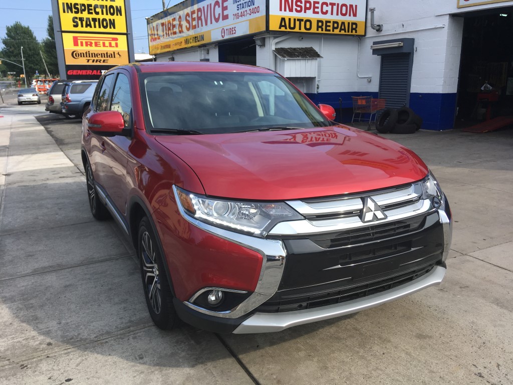 Used - Mitsubishi Outlander SE SUV for sale in Staten Island NY