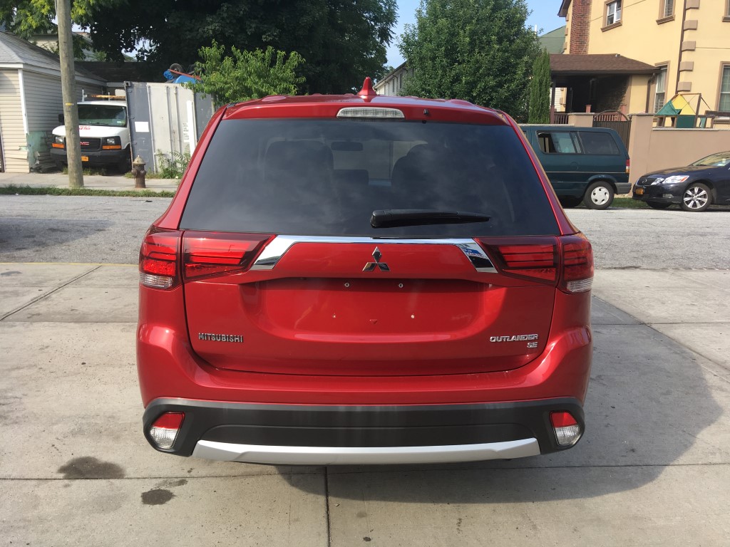 Used - Mitsubishi Outlander SE SUV for sale in Staten Island NY