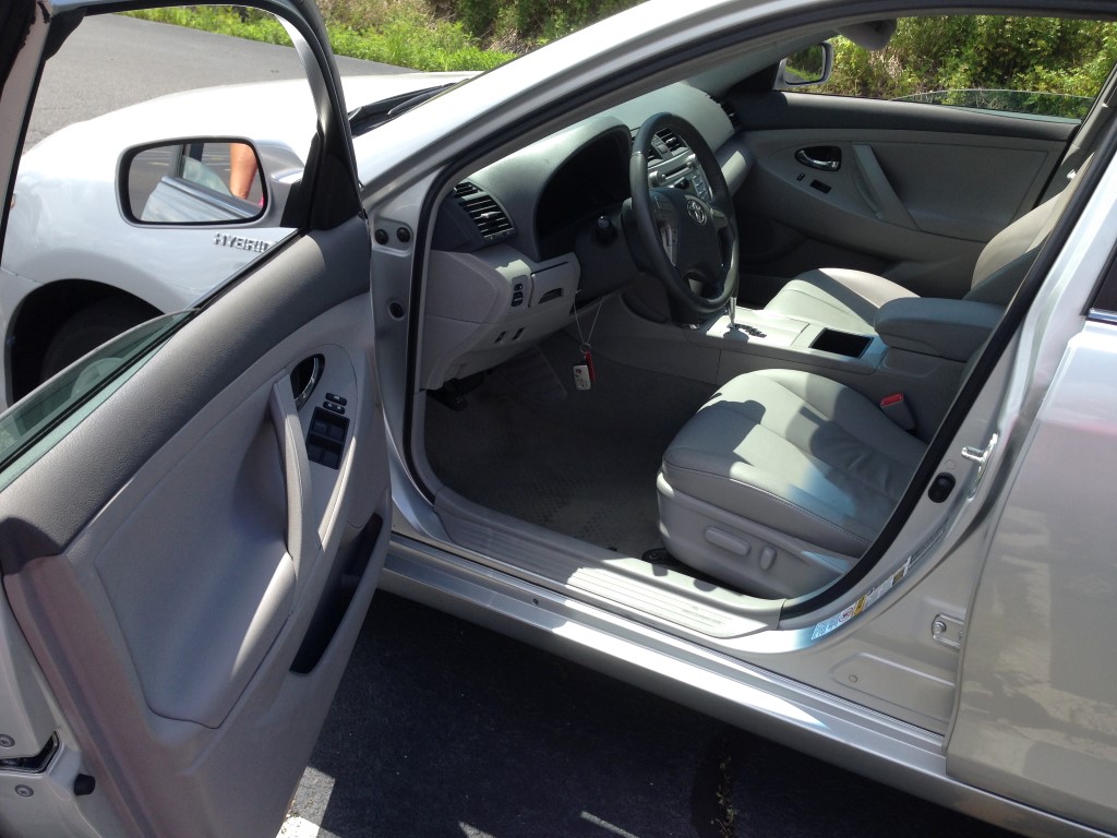 Used - Toyota Camry Hybrid  for sale in Staten Island NY