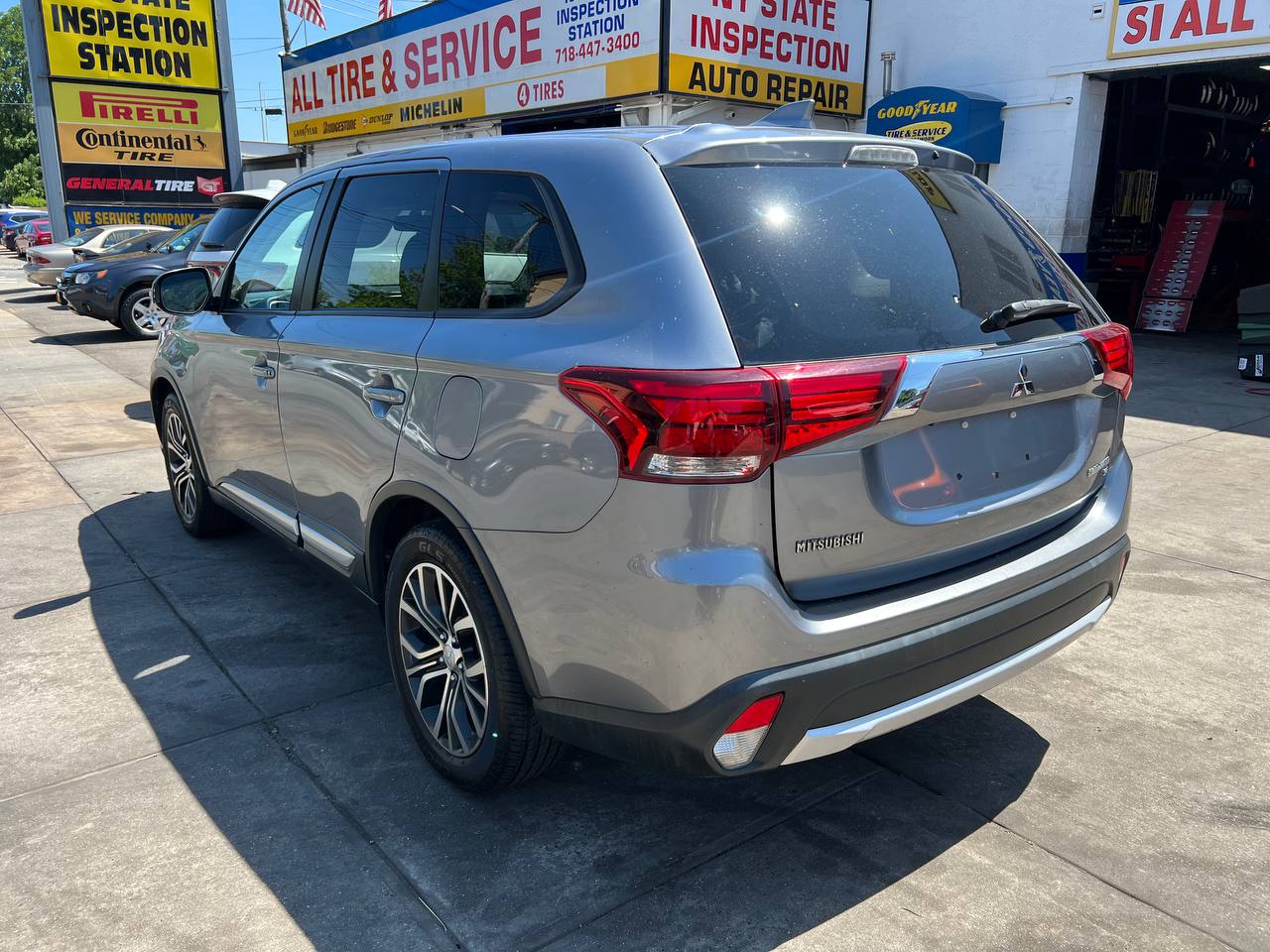 Used - Mitsubishi Outlander SE SUV for sale in Staten Island NY