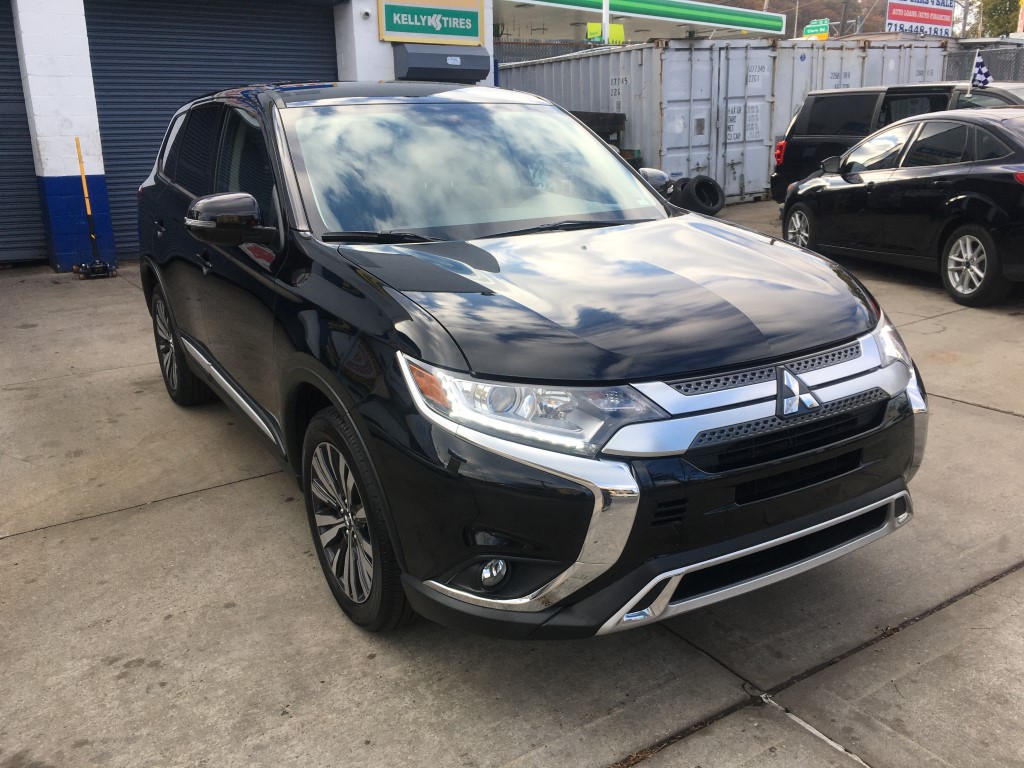 Used - Mitsubishi Outlander SE SUV for sale in Staten Island NY