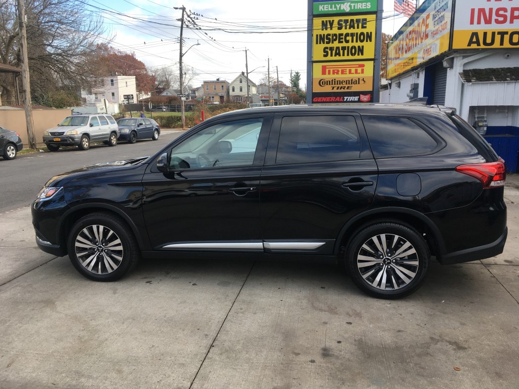 Used - Mitsubishi Outlander SE SUV for sale in Staten Island NY