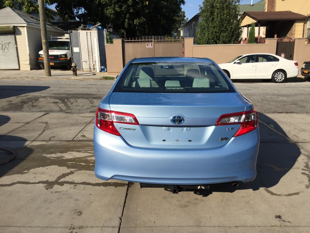 Used - Toyota Camry Hybrid LE Sedan for sale in Staten Island NY