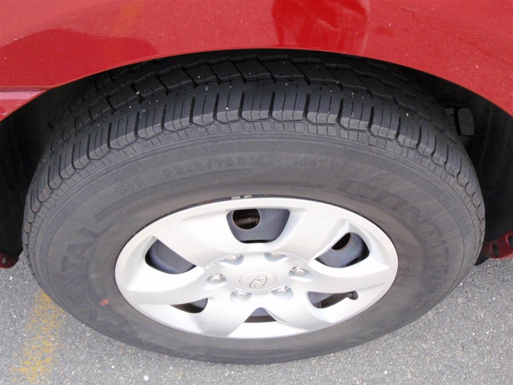 2006 Kia Sedona LX MiniVan for sale in Brooklyn, NY