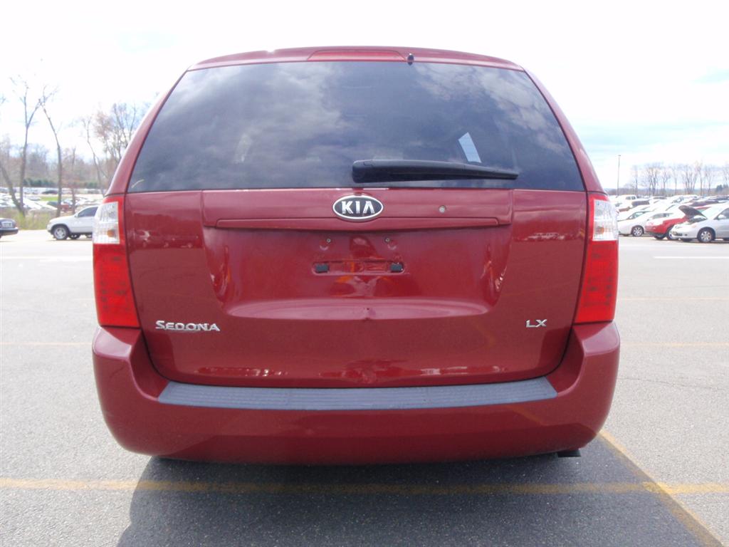 2006 Kia Sedona LX MiniVan for sale in Brooklyn, NY