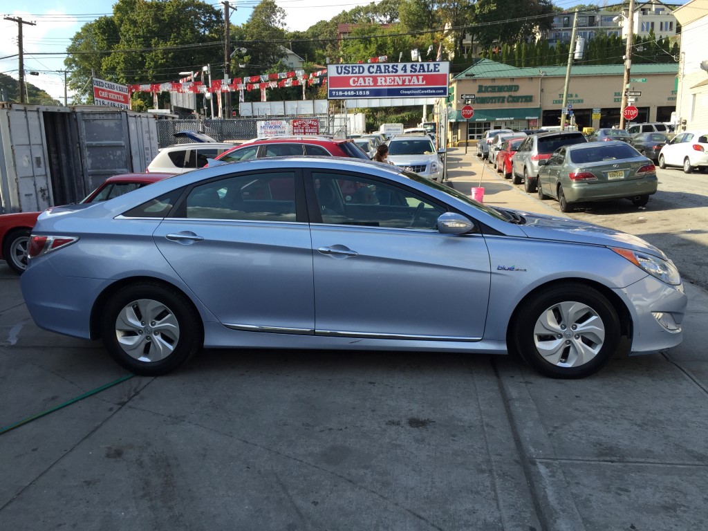 Used - Hyundai Sonata Hybrid Sedan for sale in Staten Island NY