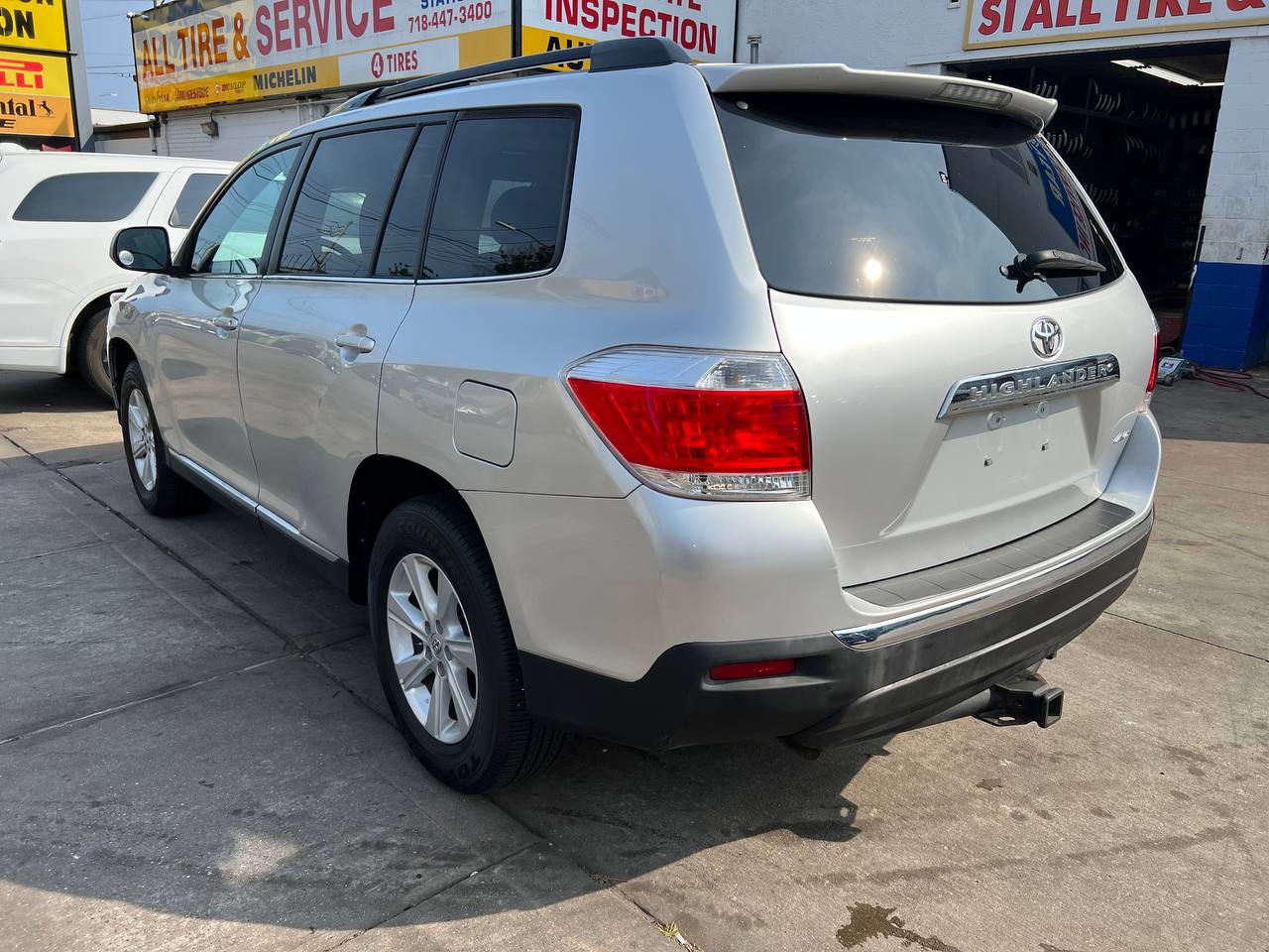 Used - Toyota Highlander SE AWD SUV for sale in Staten Island NY