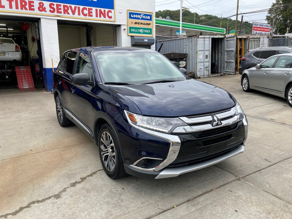 Used - Mitsubishi Outlander ES AWD SUV for sale in Staten Island NY