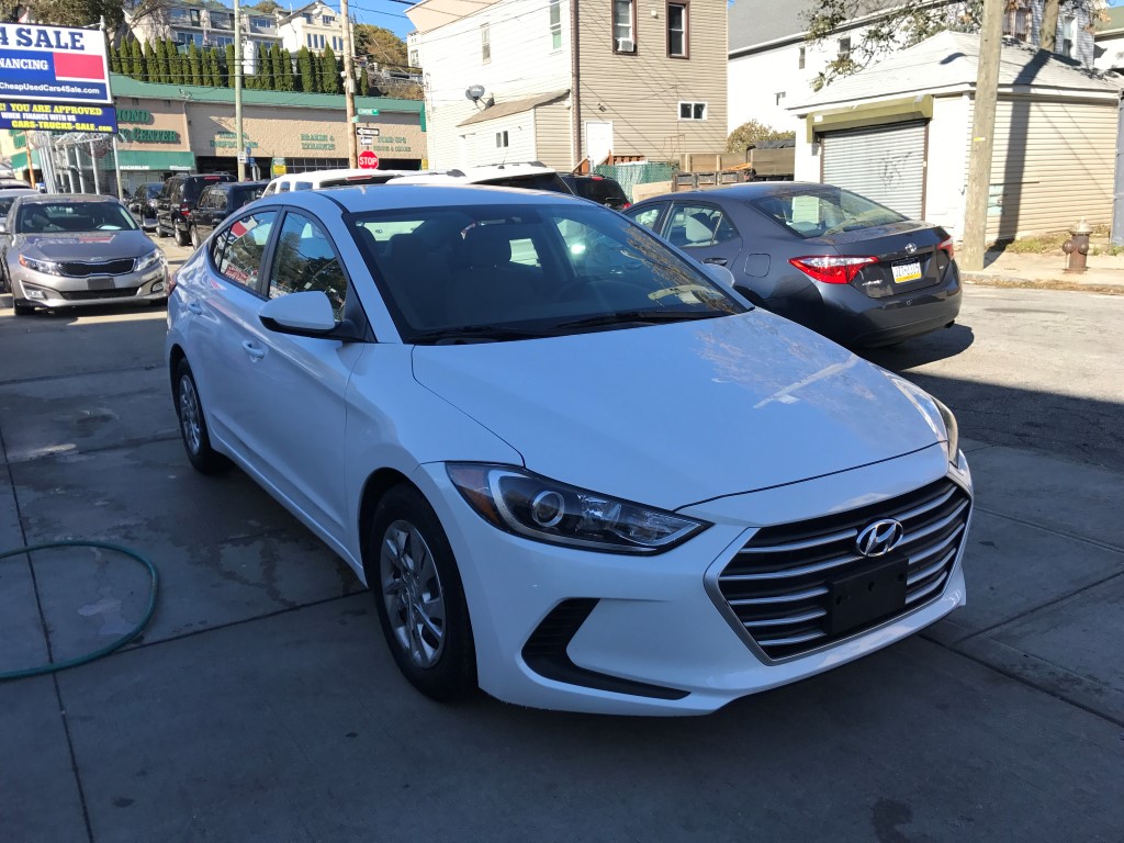 Used - Hyundai Elantra SE Sedan for sale in Staten Island NY
