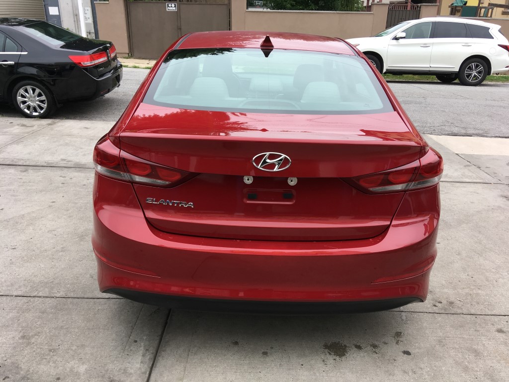 Used - Hyundai Elantra SE Sedan for sale in Staten Island NY