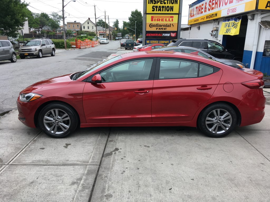 Used - Hyundai Elantra SE Sedan for sale in Staten Island NY