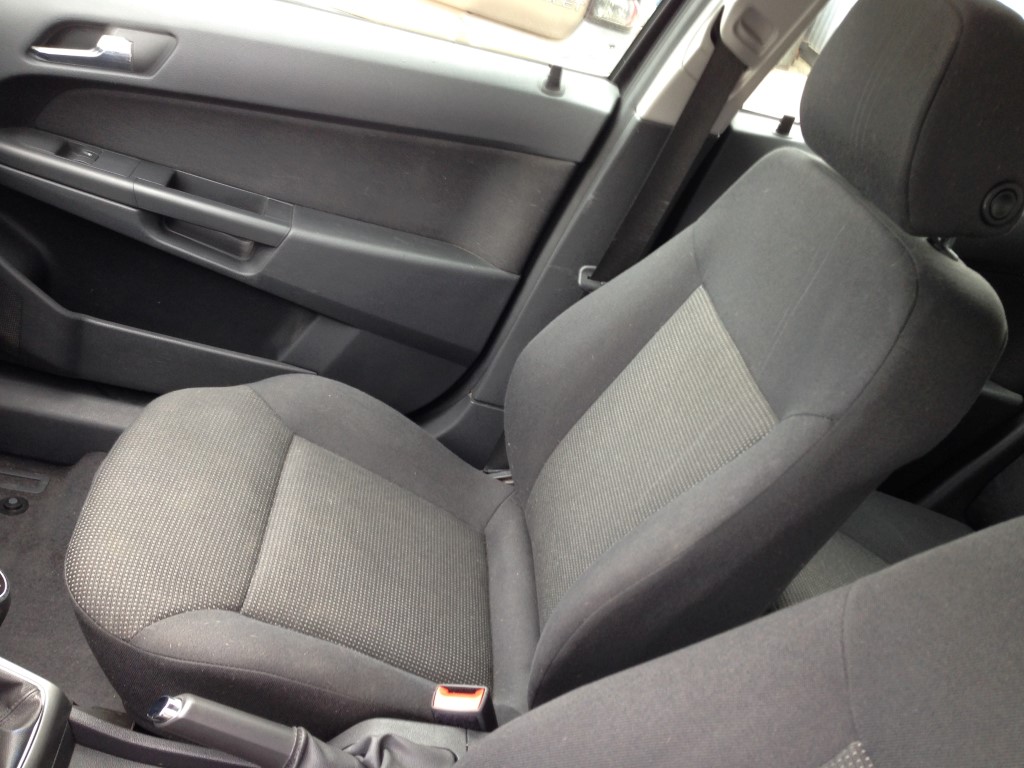 Used - Saturn Astra XE Hatchback for sale in Staten Island NY