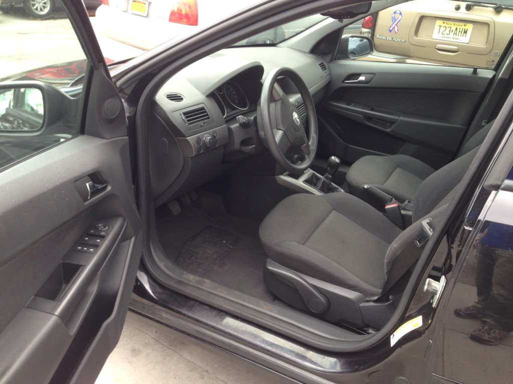 Used - Saturn Astra XE Hatchback for sale in Staten Island NY