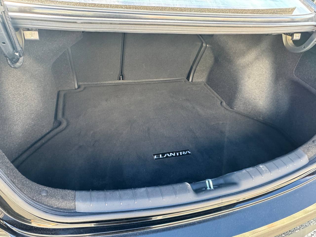 Used - Hyundai Elantra SE SEDAN for sale in Staten Island NY