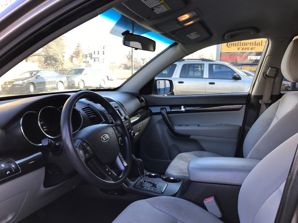 Used - Kia Sorento 4C LX AWD SUV for sale in Staten Island NY