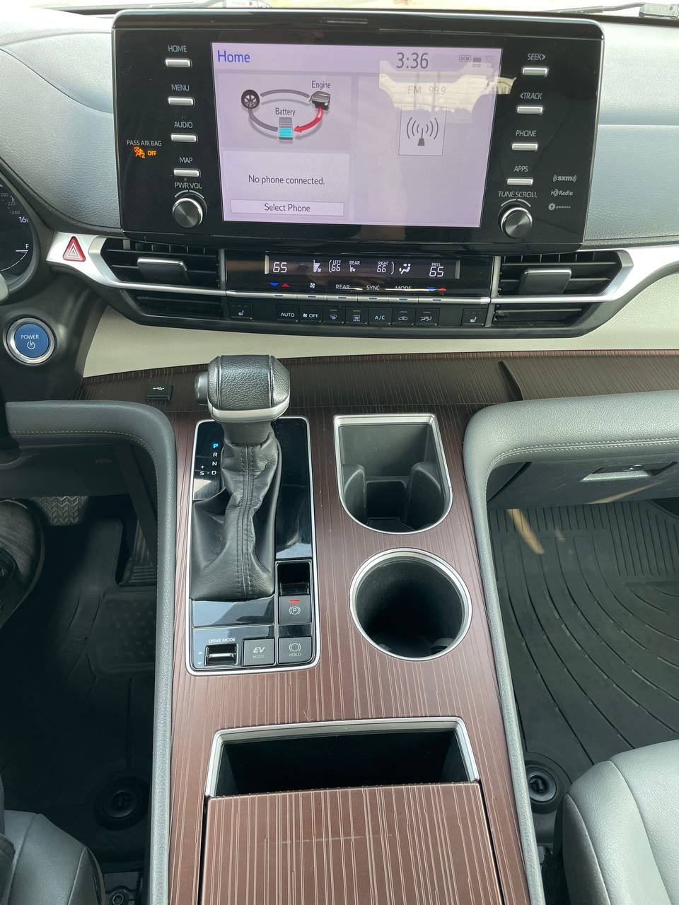 Used - Toyota Sienna XLE Minivan for sale in Staten Island NY
