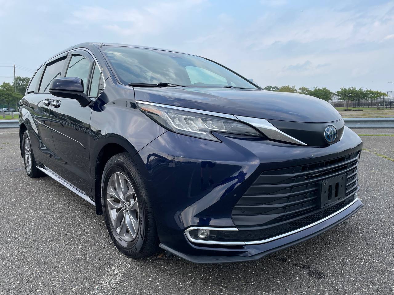 Used - Toyota Sienna XLE Minivan for sale in Staten Island NY