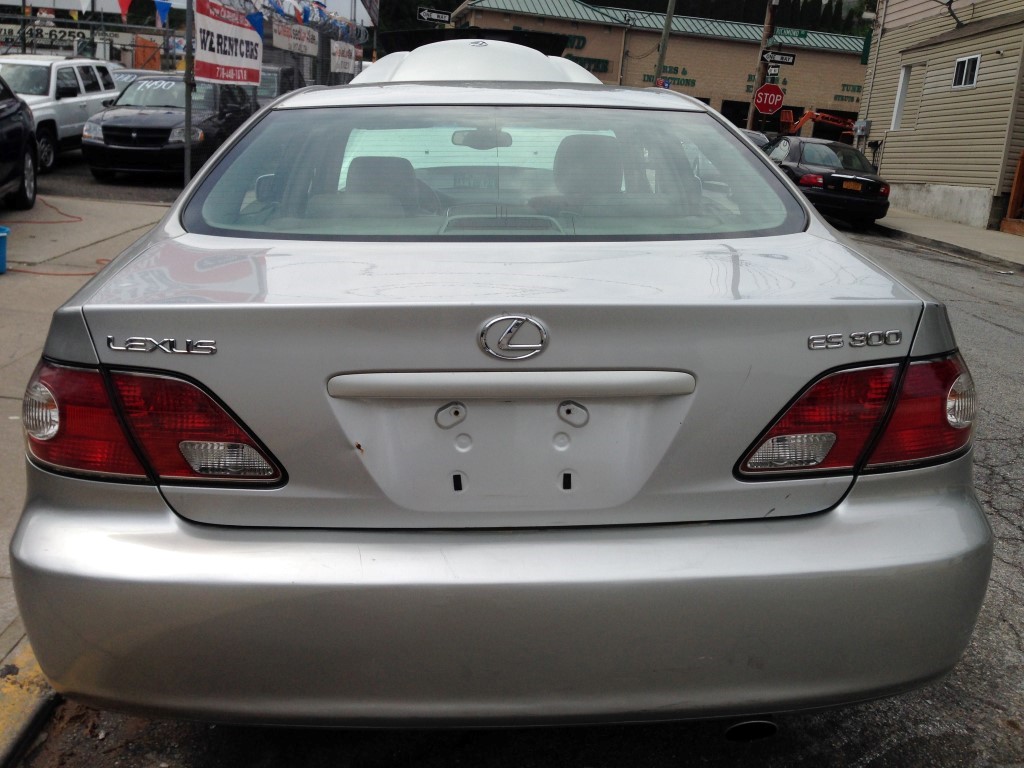 Used - Lexus ES300 SEDAN 4-DR for sale in Staten Island NY