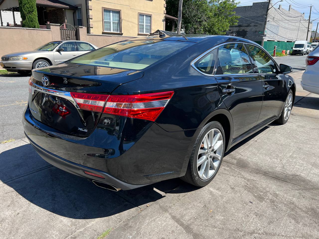 Used - Toyota Avalon XLE Touring Sedan for sale in Staten Island NY