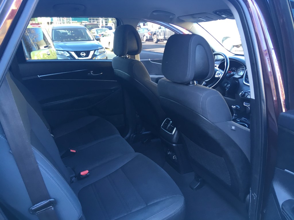 Used - Kia Sorento 4C LX AWD SUV for sale in Staten Island NY