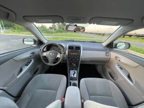 Used - Toyota Corolla LE Sedan for sale in Staten Island NY
