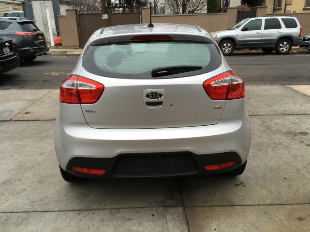 Used - Kia Rio LX Hatchback for sale in Staten Island NY