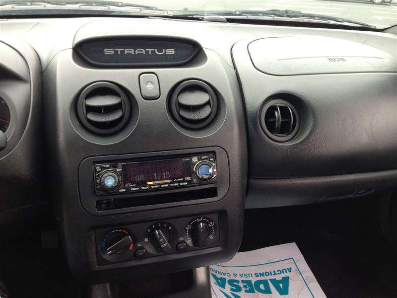 Pre-owned Car StratusDodge