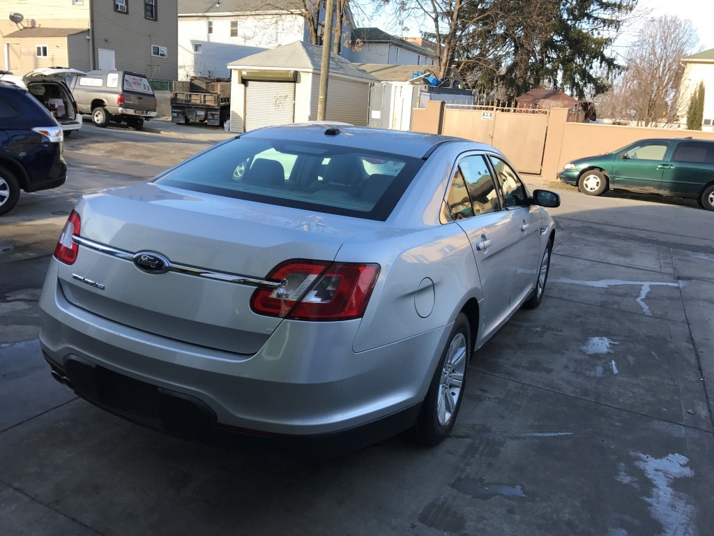 Used - Ford Taurus SE Sedan for sale in Staten Island NY