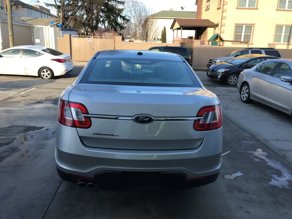 Used - Ford Taurus SE Sedan for sale in Staten Island NY