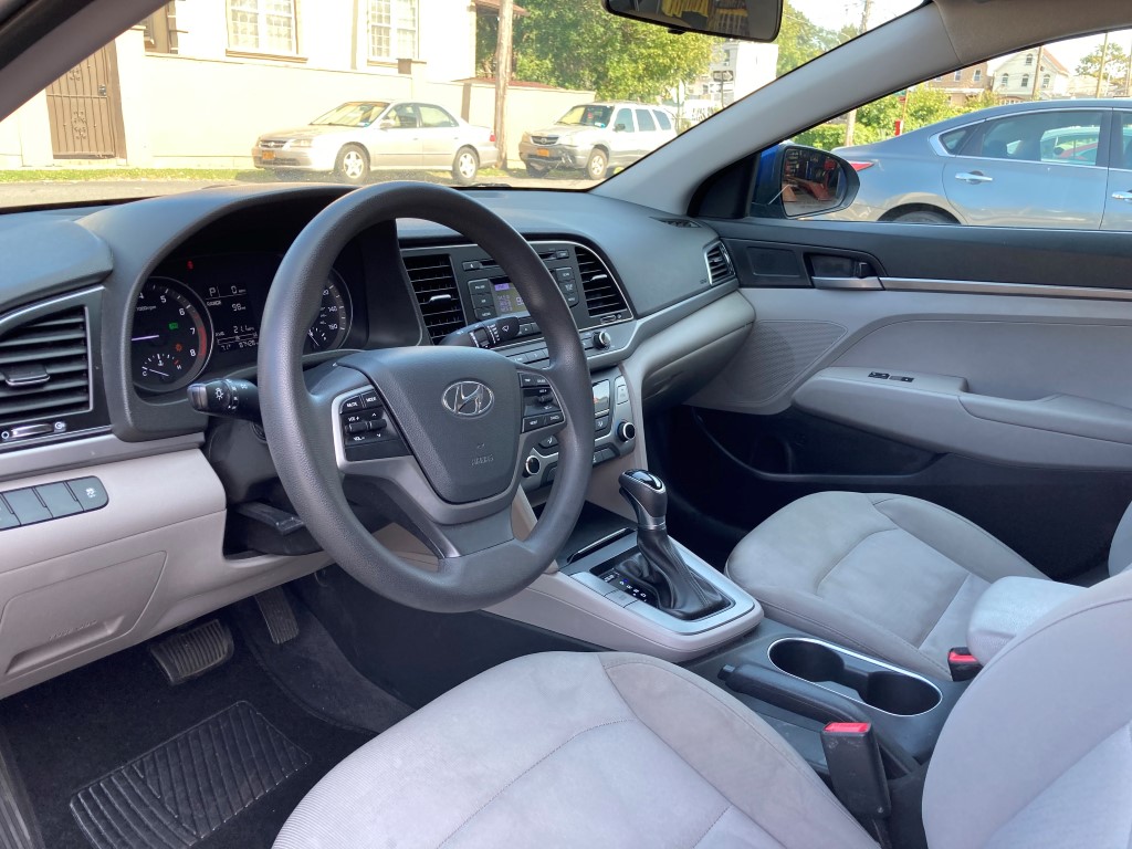 Used - Hyundai Elantra SE Sedan for sale in Staten Island NY