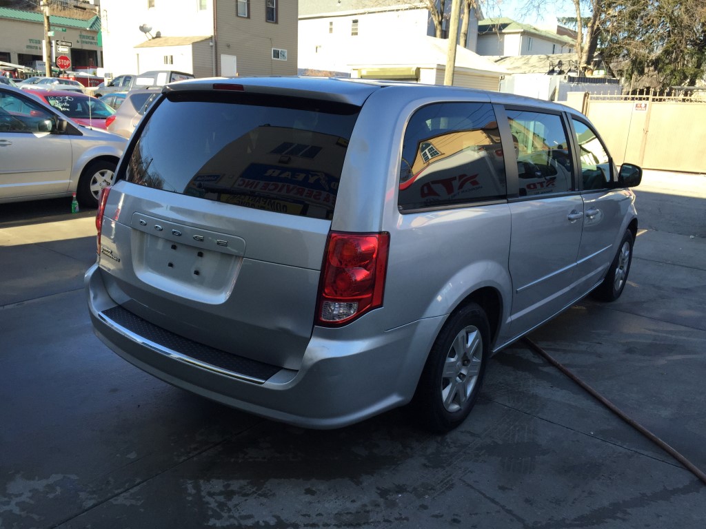 Used - Dodge Grand Caravan SE Minivan for sale in Staten Island NY