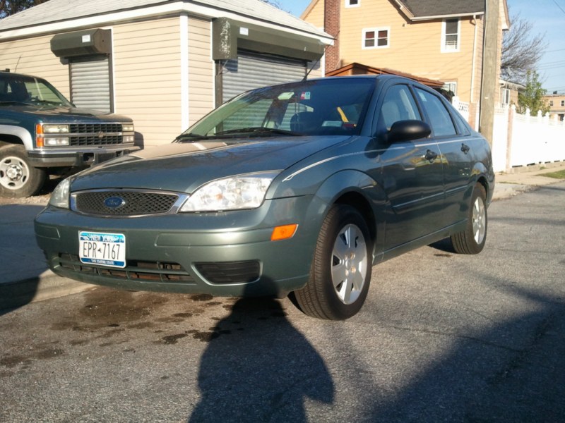 Cheap & Cheerful?  2006 Ford Focus Pricing Explored - obuml5x