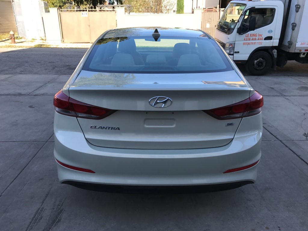 Used - Hyundai Elantra SE Sedan for sale in Staten Island NY