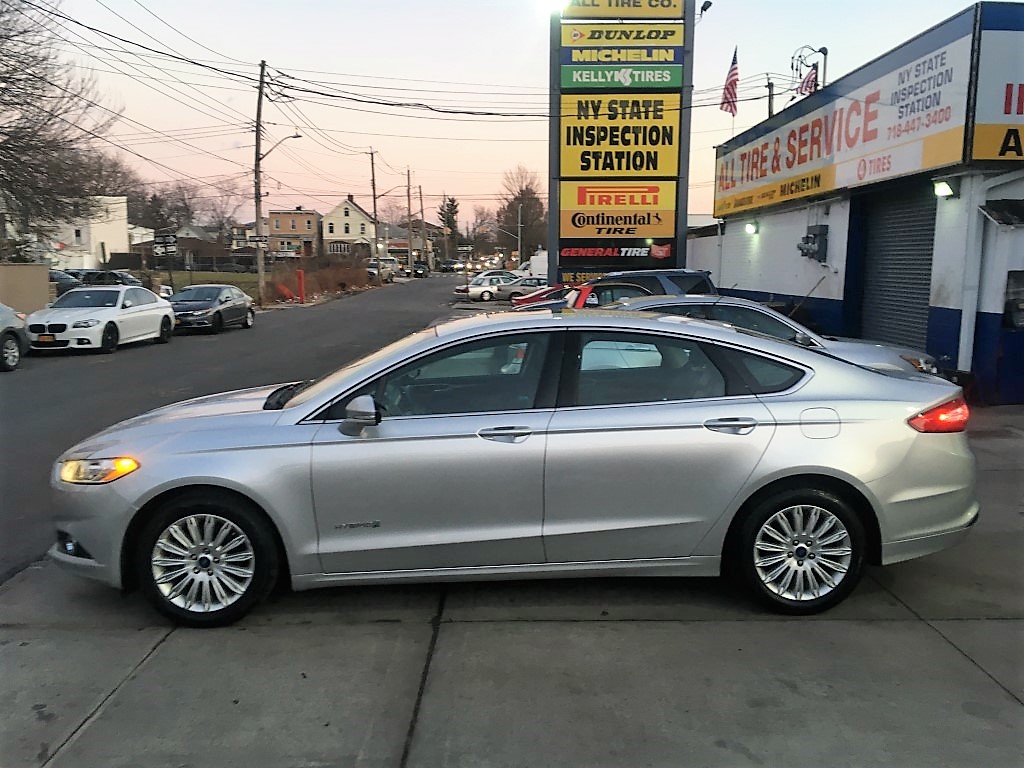 Used - Ford Fusion SE Hybrid Sedan for sale in Staten Island NY