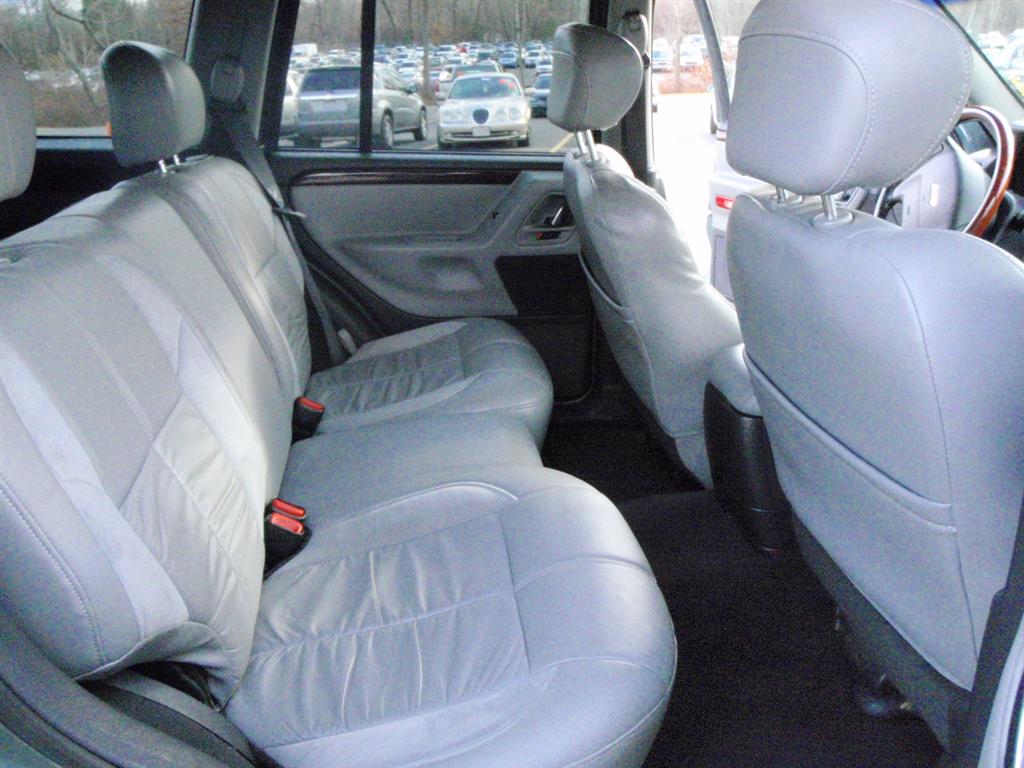 Pre-owned Car Grand Cherokee OverlandJeep