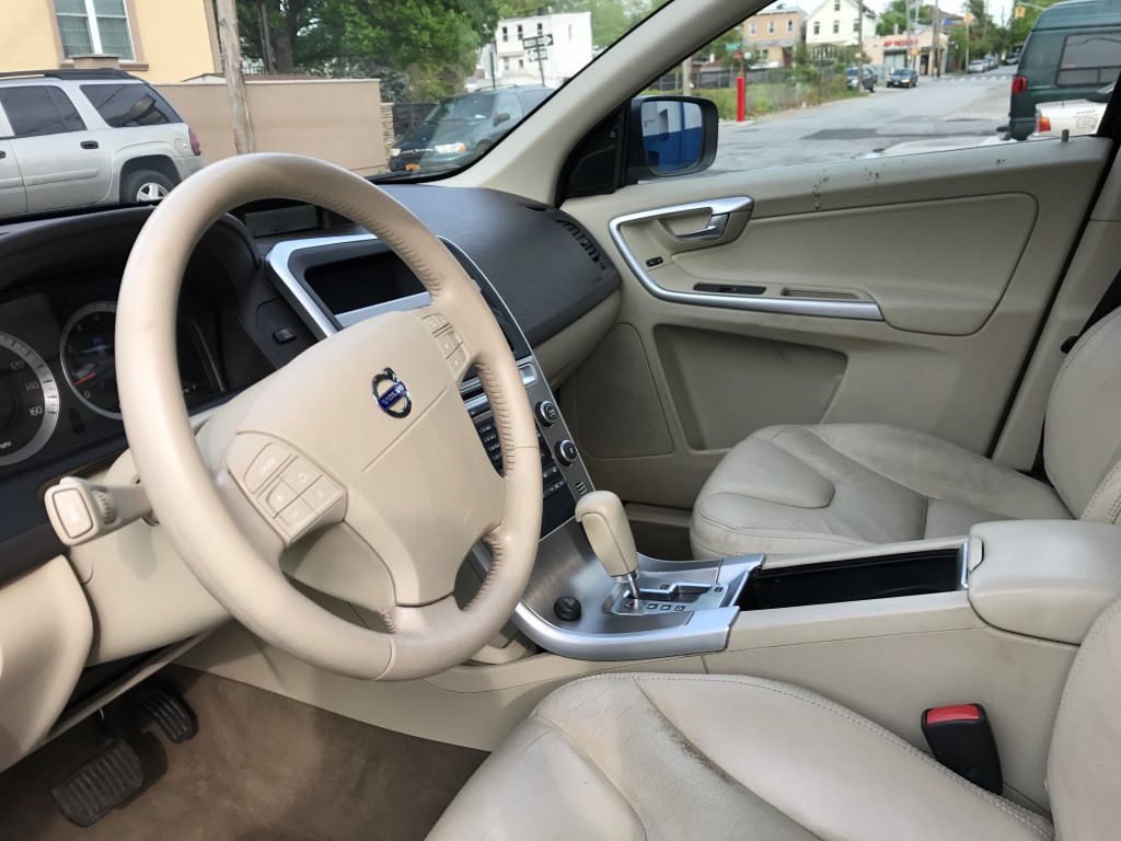 Used - Volvo XC60 AWD T6 SUV for sale in Staten Island NY