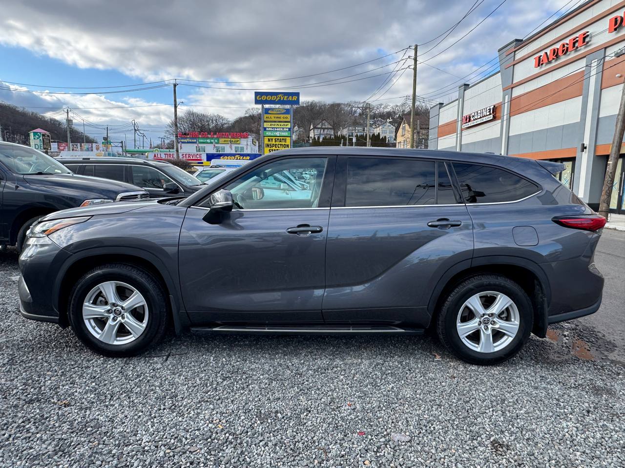 Used - Toyota HIGHLANDER LE SUV for sale in Staten Island NY