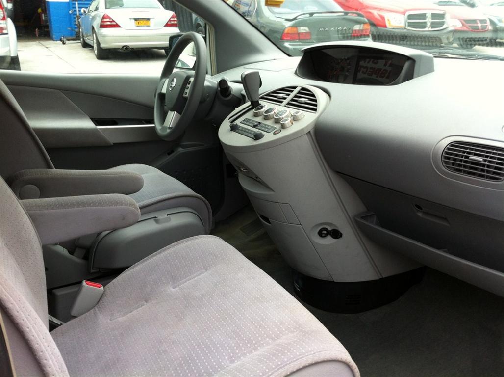 Pre-owned Car Quest SNissan