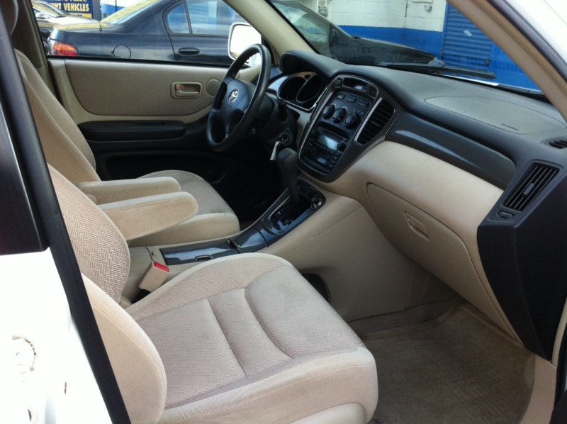 Used - Toyota Highlander Sport Utility for sale in Staten Island NY