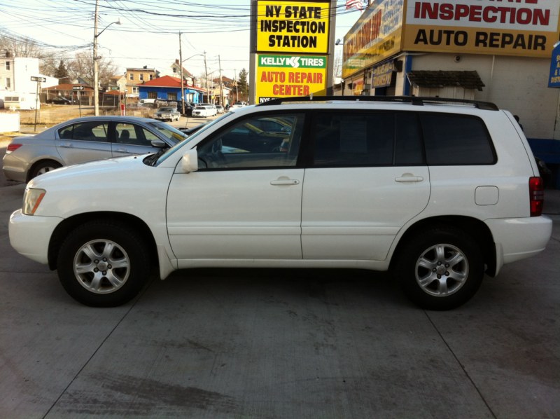 Used - Toyota Highlander Sport Utility for sale in Staten Island NY