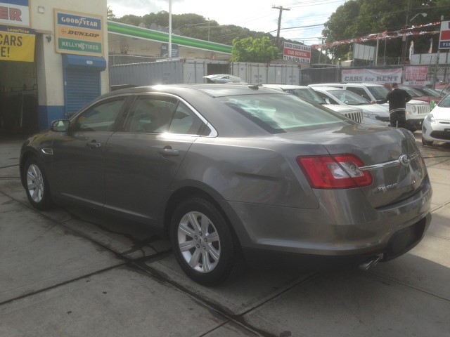 Used - Ford Taurus SE Sedan for sale in Staten Island NY