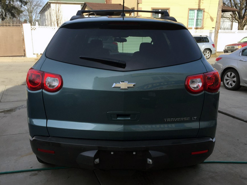 Used - Chevrolet Traverse LT Sport Utility 4-DR for sale in Staten Island NY