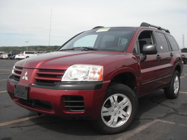 Pre-owned Car EndeavorMitsubishi