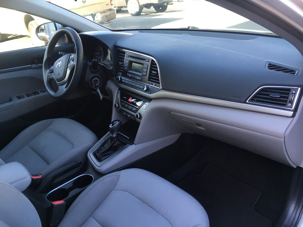 Used - Hyundai Elantra SE Sedan for sale in Staten Island NY
