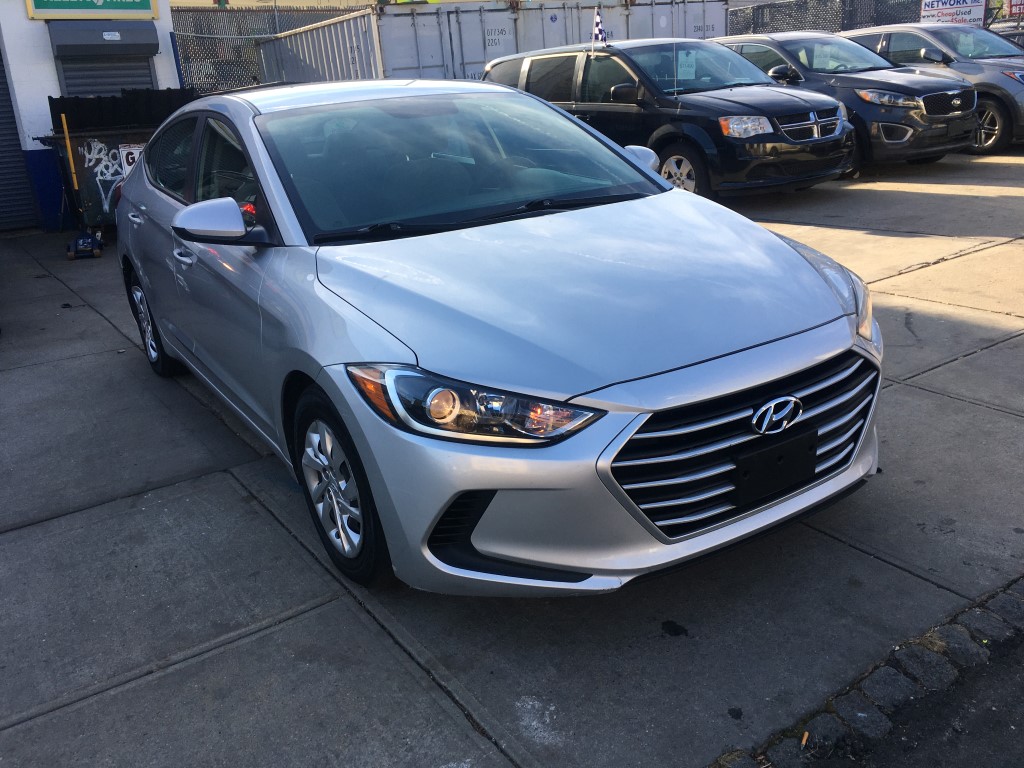 Used - Hyundai Elantra SE Sedan for sale in Staten Island NY