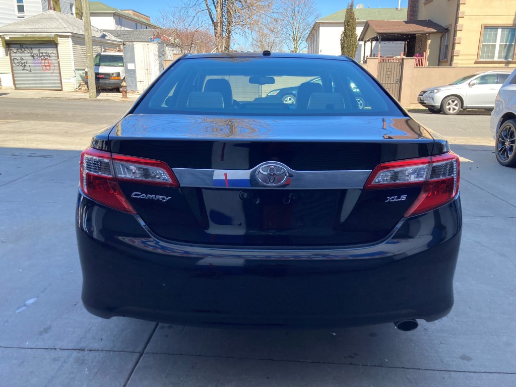 Used 2012 Toyota Camry XLE Sedan 10,390.00