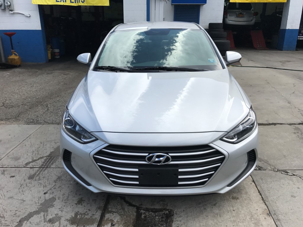 Used - Hyundai Elantra SE Sedan for sale in Staten Island NY