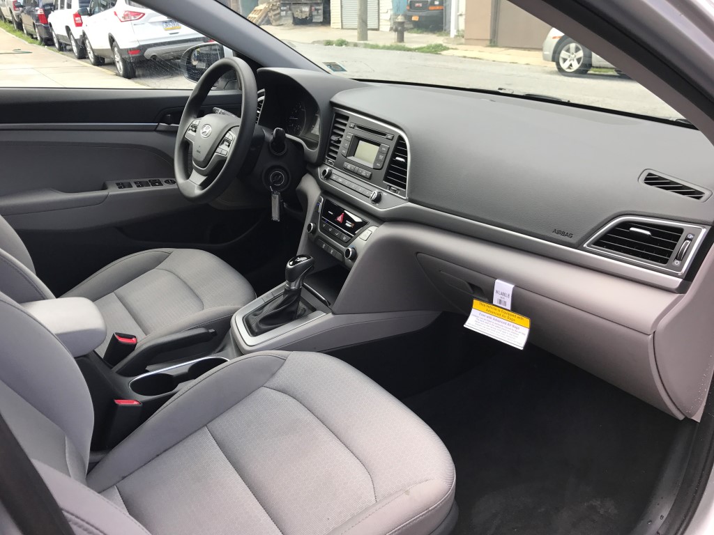 Used - Hyundai Elantra SE Sedan for sale in Staten Island NY