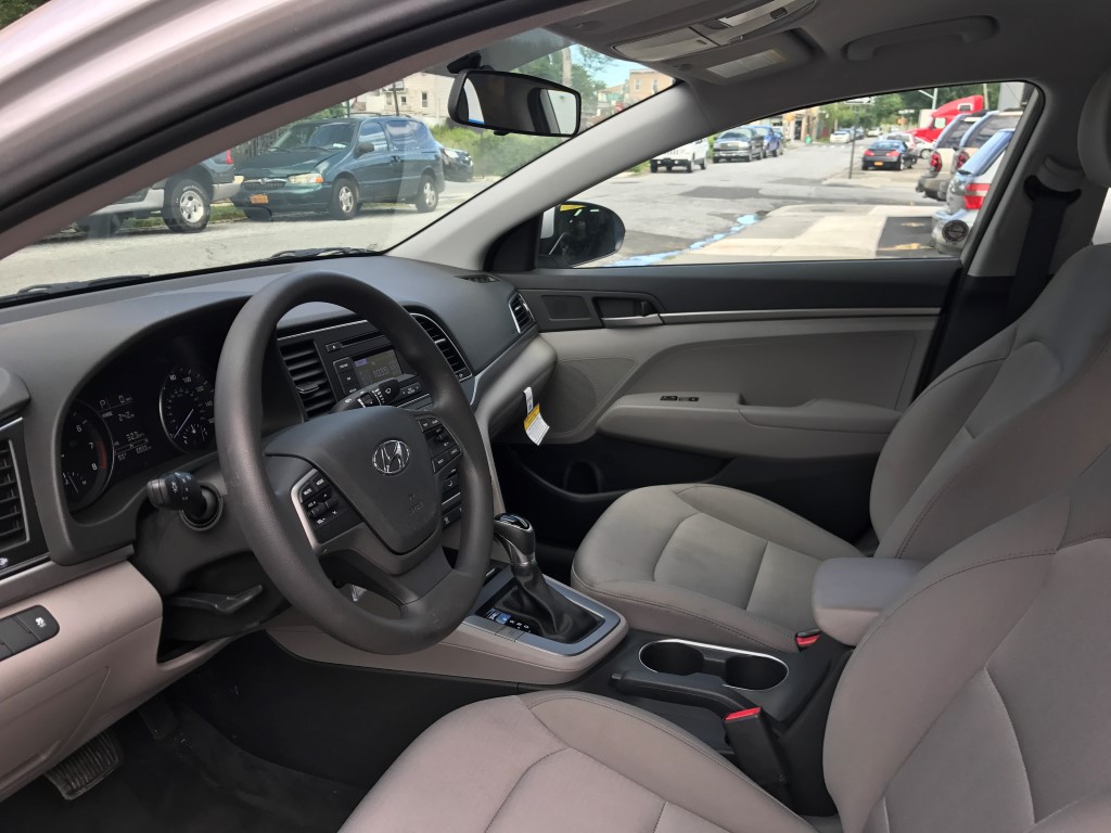 Used - Hyundai Elantra SE Sedan for sale in Staten Island NY